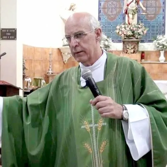Arquidiocese proíbe padre Júlio Lancellotti de transmitir missas on-line