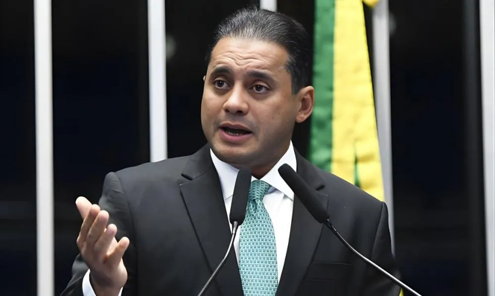 PF mira investigação em vice-líder do governo Lula por fraudes no INSS