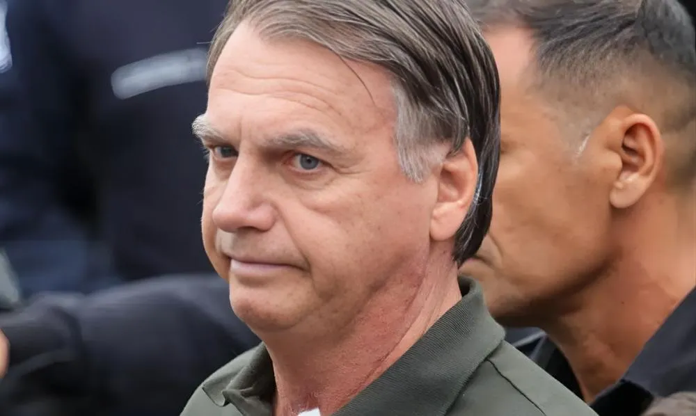 Moraes pede à PGR um parecer sobre laudo da tornozeleira de Bolsonaro