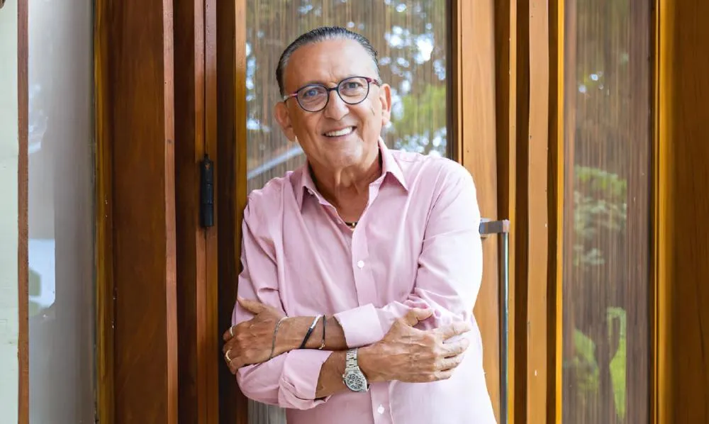 Internado, família de Galvão Bueno atualiza seu estado de saúde em nota