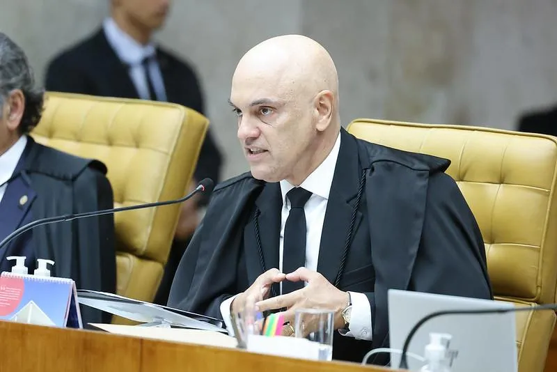 Oposição pede fim do recesso para apurar denúncias envolvendo Alexandre de Moraes e Banco Master