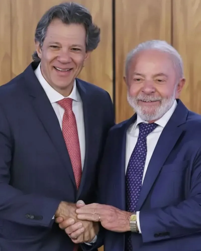 Política fiscal do governo Lula entra em alerta após relatórios apontarem cenário “insustentável”