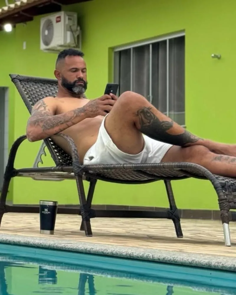 Goleiro Bruno faz post enigmático após aparição de passaporte de Eliza Samudio: “Olho no lance”