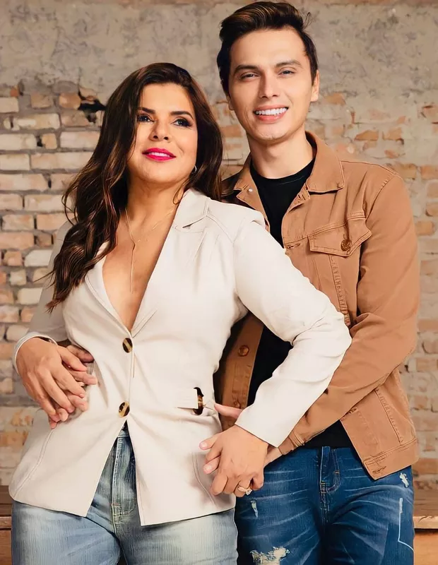 Mara Maravilha anuncia fim do casamento com Gabriel Torres; veja o vídeo