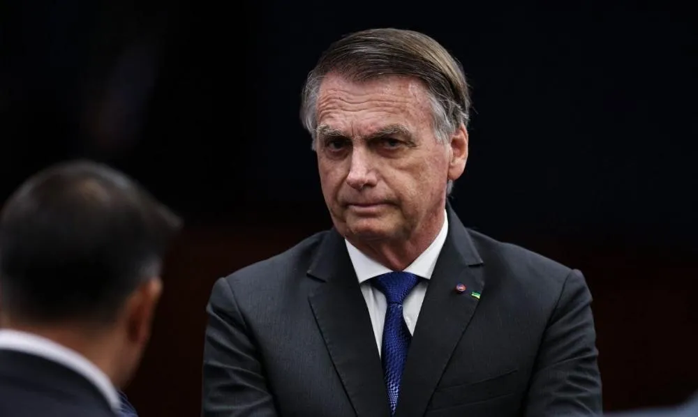 PGR recusa pedido de Bolsonaro para possuir uma Smartv: “O veto ao aparelho eletrônico não isola o preso”