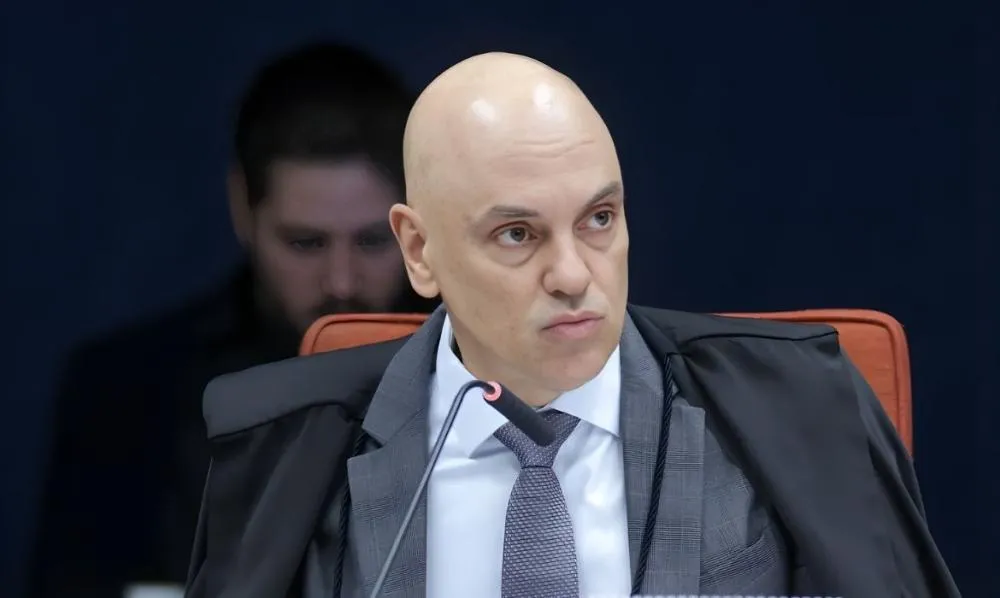Investigação aberta por Moraes vai apurar vazamento de dados de ministros; entenda