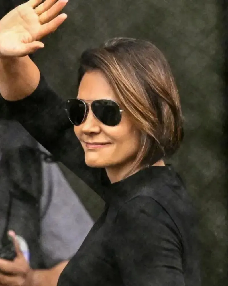 Michelle diz que “lugar” de Bolsonaro é em casa após primeira noite na Papudinha