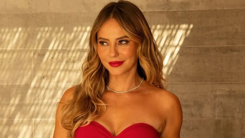 Paolla Oliveira desabafa após receber flores de desconhecido: “Não foi galanteio, foi invasão”