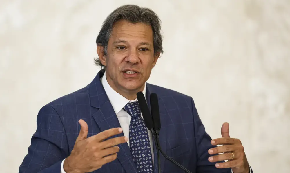 Haddad rebate críticas do mercado à política fiscal e diz que “está faltando honestidade”