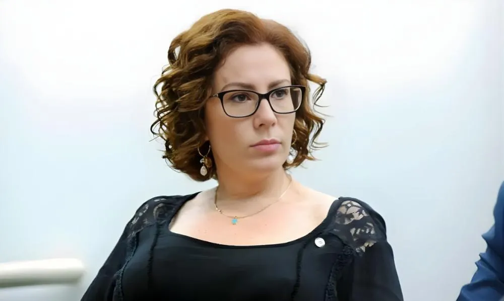 Começa o julgamento italiano para a extradição de Carla Zambelli para o Brasil