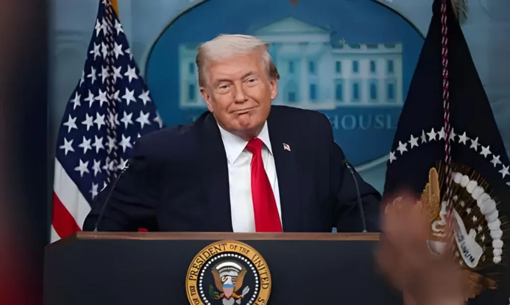 Trump é categórico e diz que “não vai voltar atrás” em plano de anexar a Groenlândia