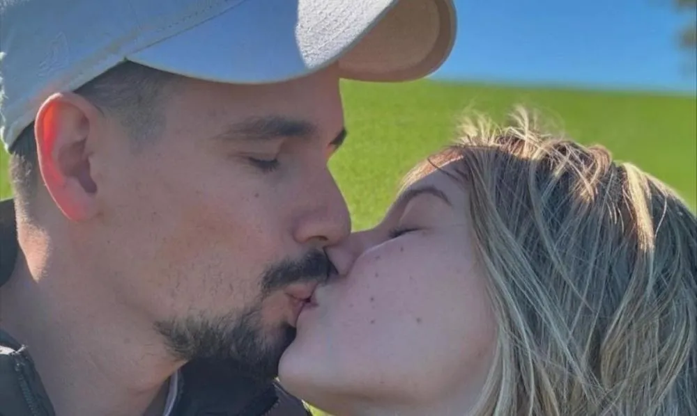 De acordo com seu pai, Isabel Veloso é internada por infeccção e descolamento de placenta; confira
