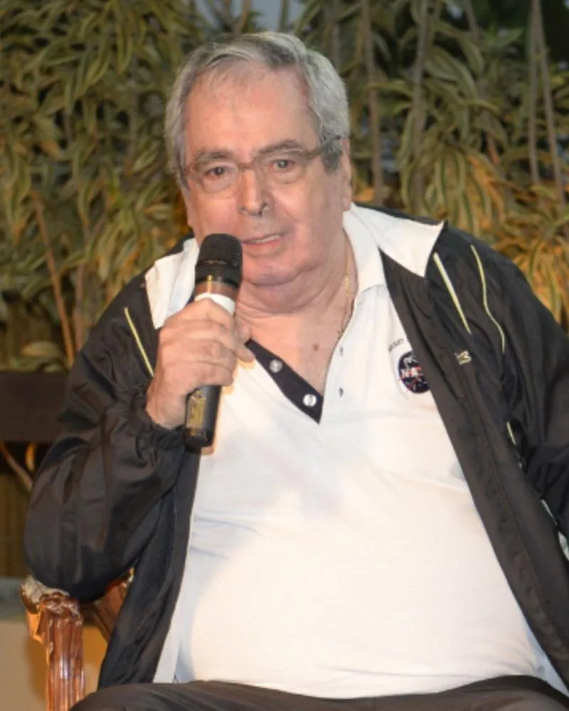 Benedito Ruy Barbosa recebe alta hospitalar em São Paulo após 19 dias