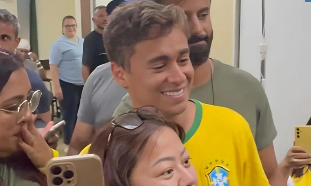 Após raio atingir caminhada, Nikolas Ferreira atualiza estado de saúde das vítimas