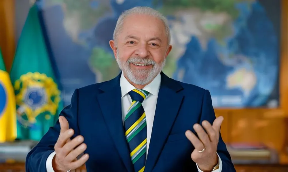 Lula recebe alta e Planalto atualiza estado de saúde após cirurgia