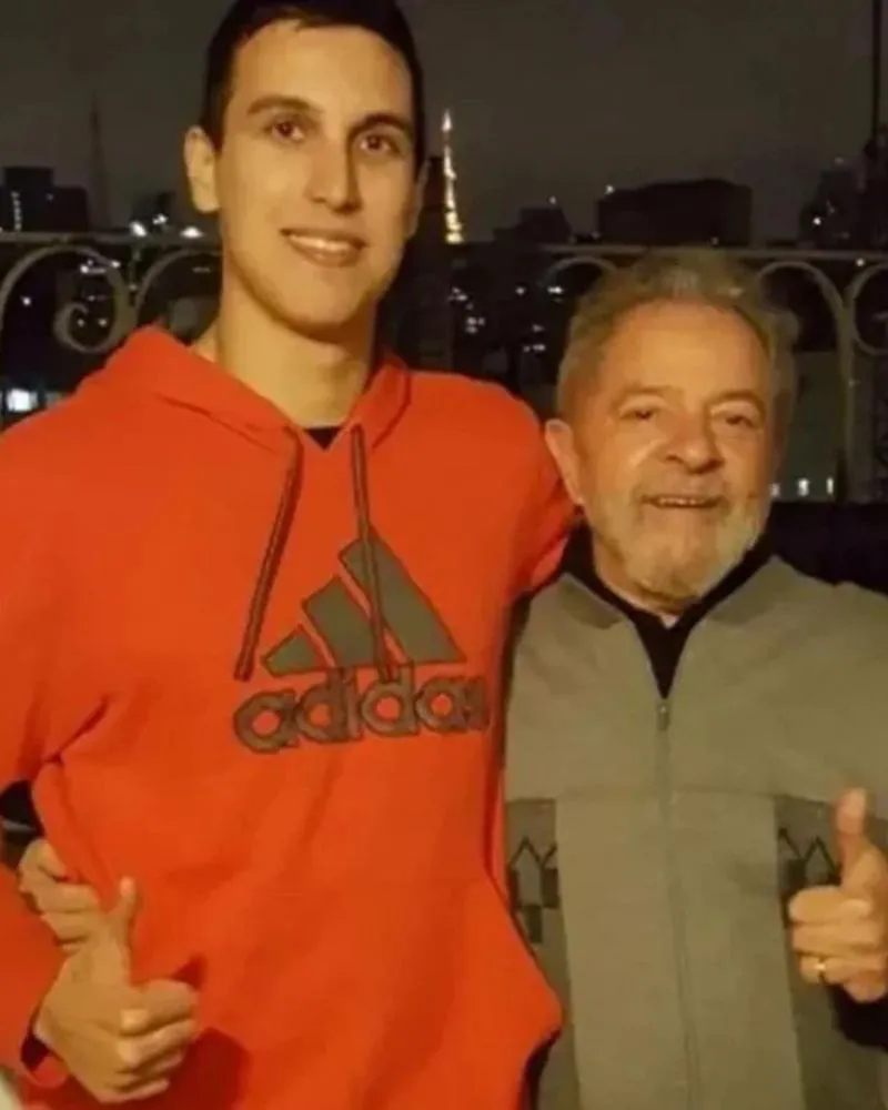 Lula exonera advogado que atuou em sua defesa na Lava Jato; entenda