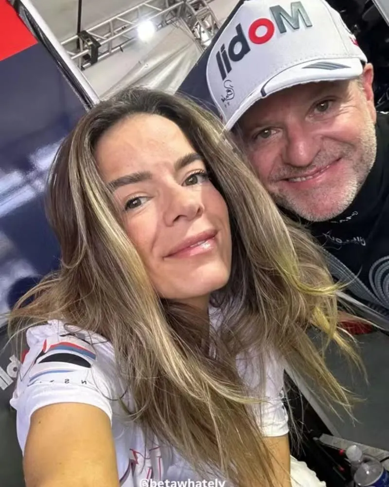 Beta Whately confirma fim de relacionamento com Rubinho Barrichello: “Seguimos como amigos”