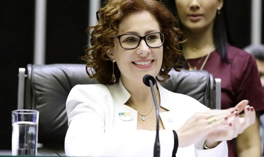 Justiça da Itália decidirá em breve a extradição de Carla Zambelli
