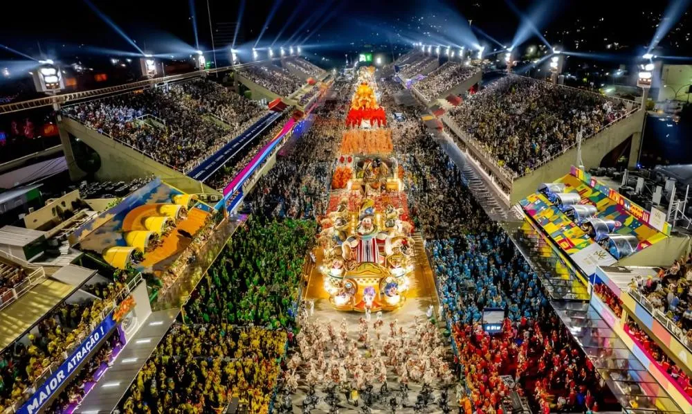Carnaval do Rio define campeã do Grupo Especial nesta quarta; Para quem vai sua torcida?
