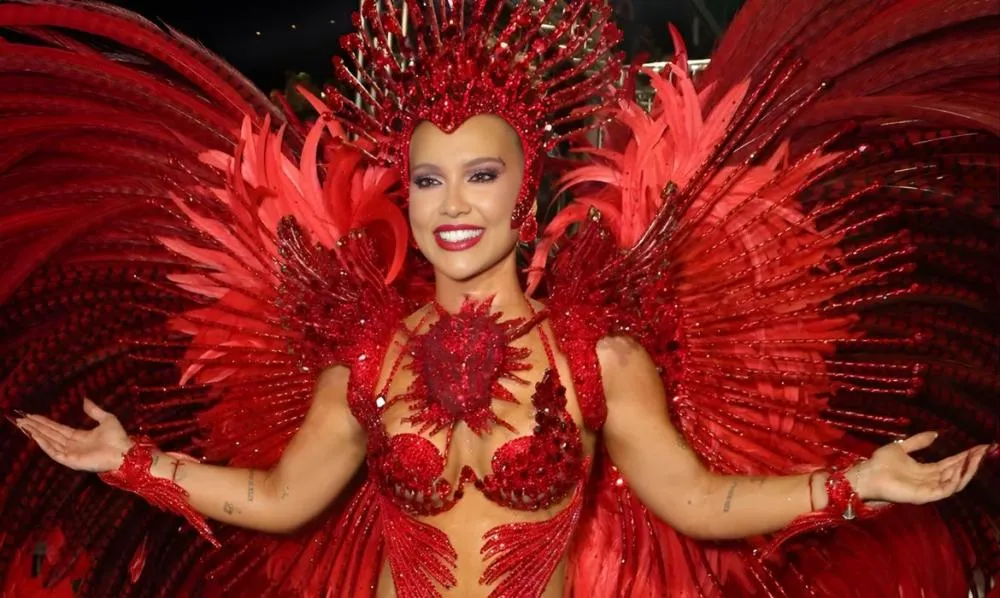 Grande Rio impõe regras rígidas para que Virgínia continue como Rainha de Bateria