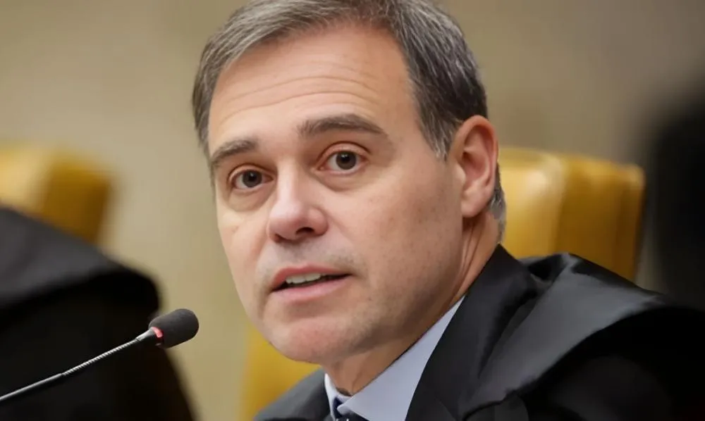 Mendonça reduz sigilo do caso Master e PF terá mais autonomia nas investigações; entenda