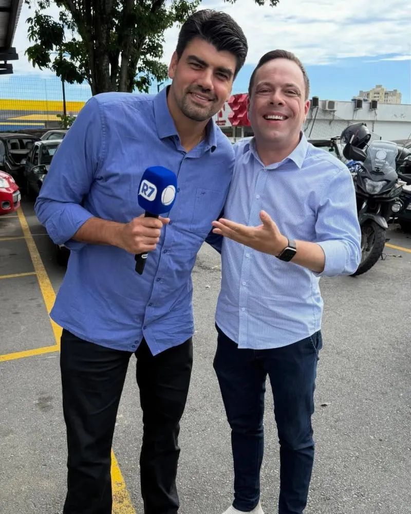 André Azeredo e Thiago Gardinali celebram amizade após troca de emissoras